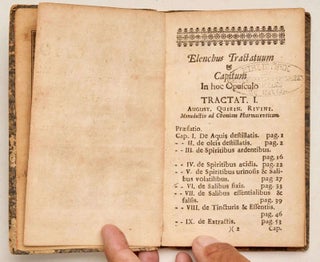 Manuductio ad Chemiam Pharmaceuticum. Accessit Chymie Curiosa Variis, nonsolum ex Regno vegetabili, sed etiamex Minerali, & Animali
